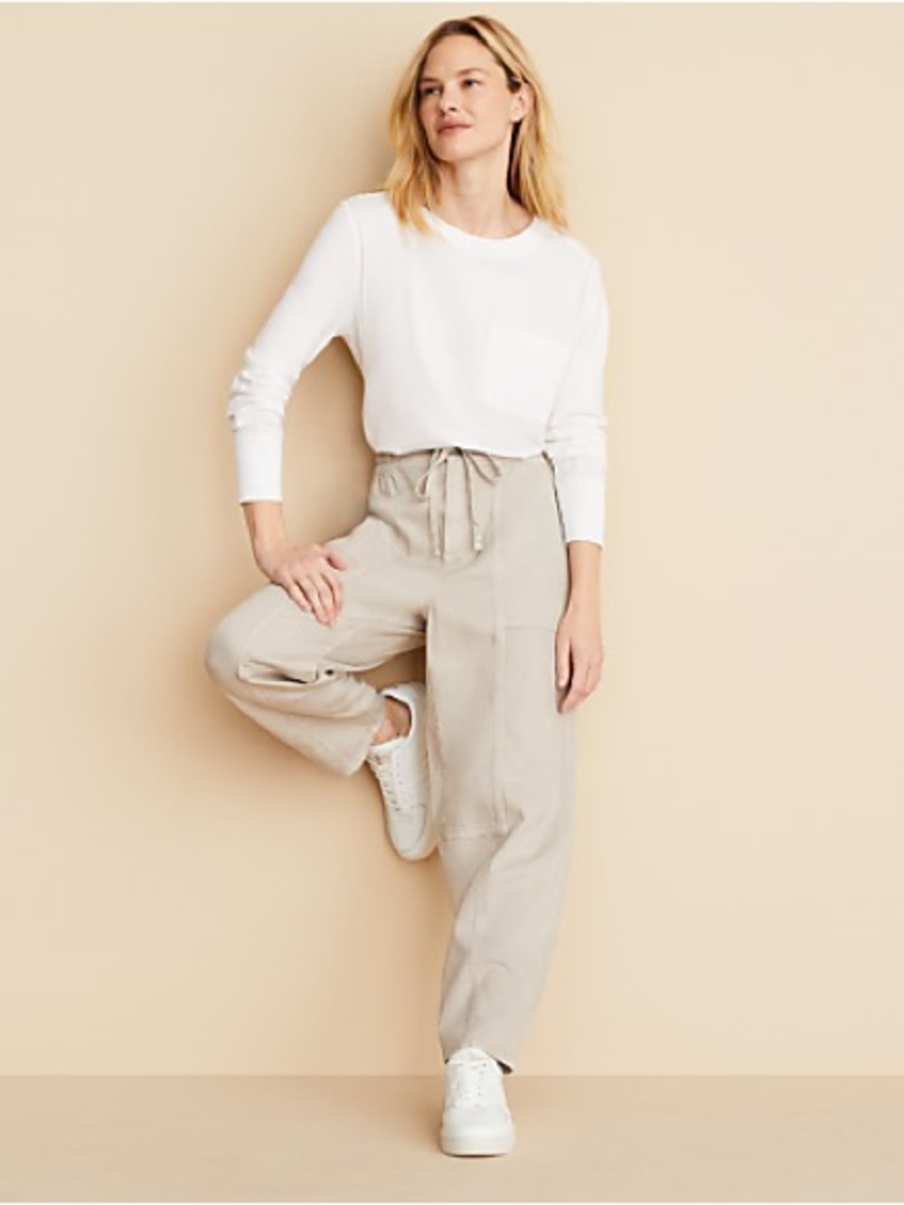 Lou & Grey Soft Denim Utility Barrel Pants Seagull Grey Beige Size 29/8
